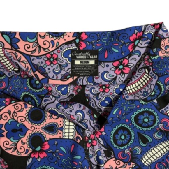 NWOT CVG Consistently Varied Gear Sugar Skull Blue/Pink 5" Leg Shorts - Picture 5 of 9